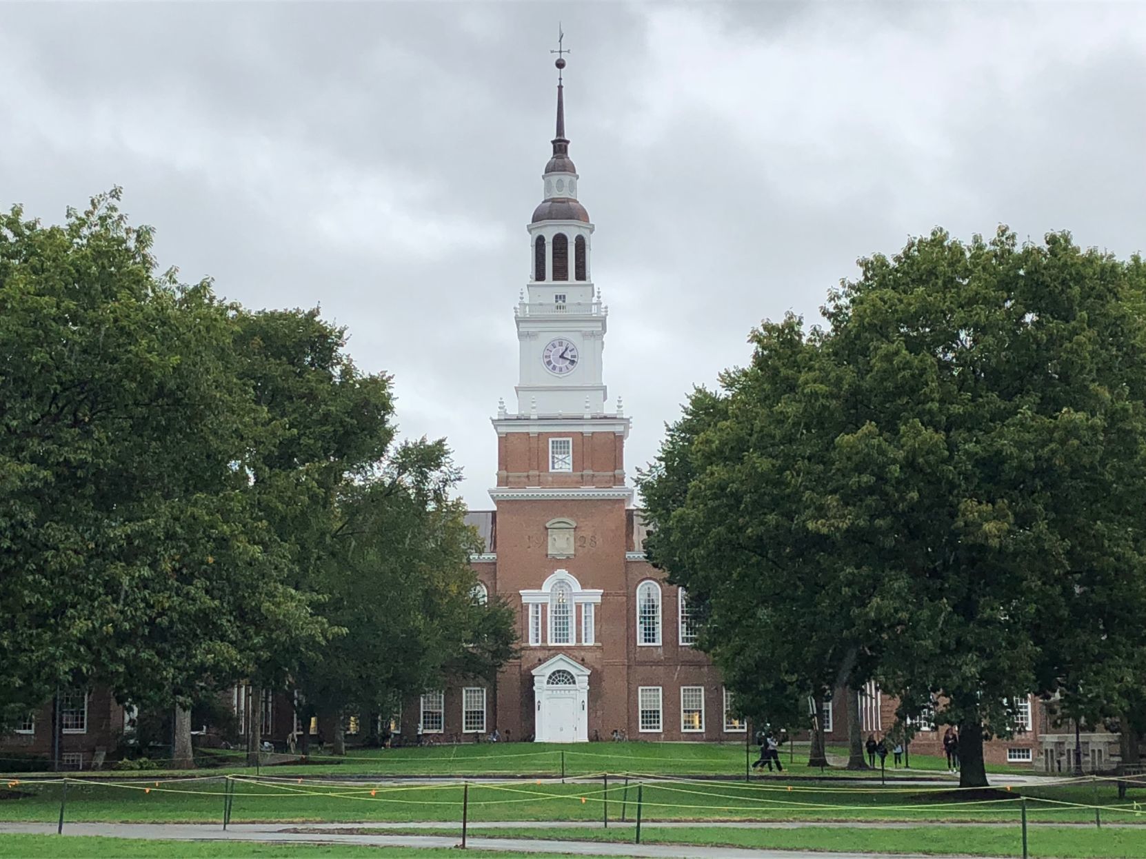 Photo: 181205-dartprofletter Dartmouth professors promise change